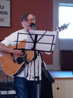 Sing-Along with Roger Tincknell